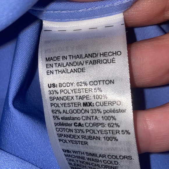 COPY - Chico’s blue, no iron button down blouse with rolled up cuffs stretch - Picture 7 of 8